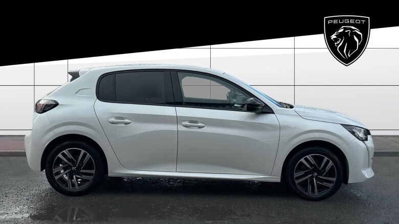 Peugeot 208 1.2 PureTech 100 Allure Premium + 5dr Petrol Hatchback